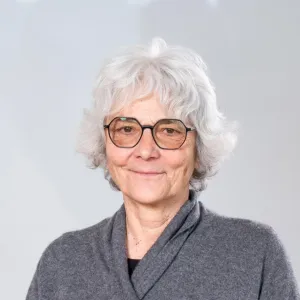 manuela_brusoni_cv.png